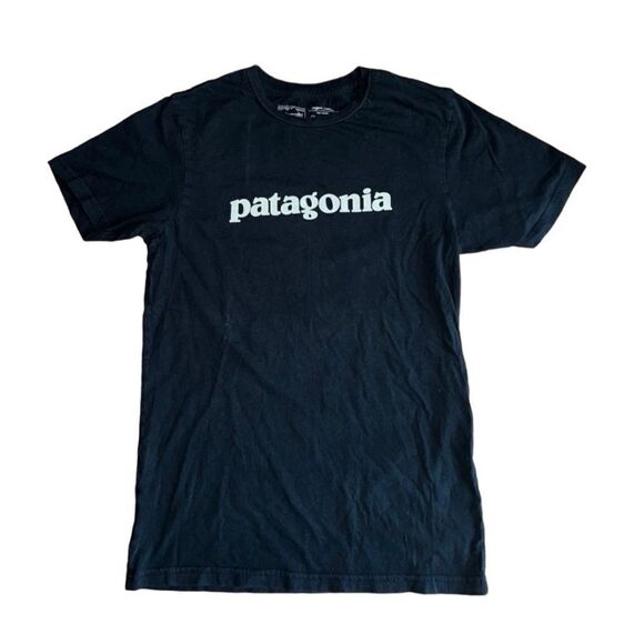 Patagonia Black Organic Cotton Tee - Size Small Slim Fit - Picture 3 of 6